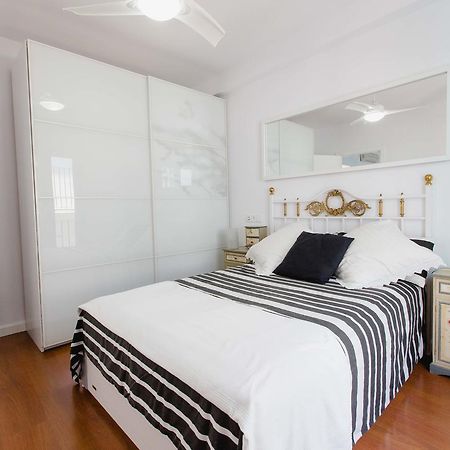Apartamento A Un Pasito Del Mercado Cádiz Eksteriør billede