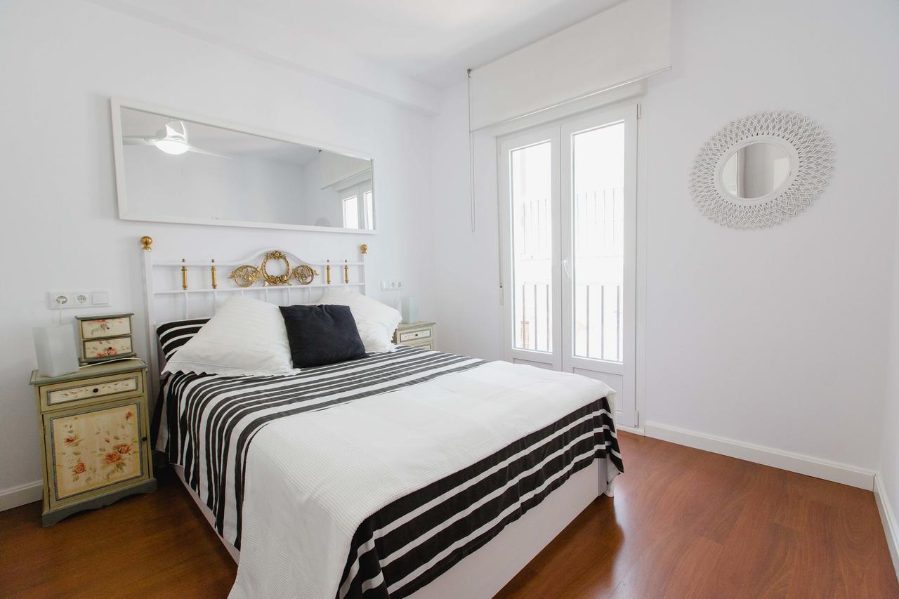 Apartamento A Un Pasito Del Mercado Cádiz Eksteriør billede